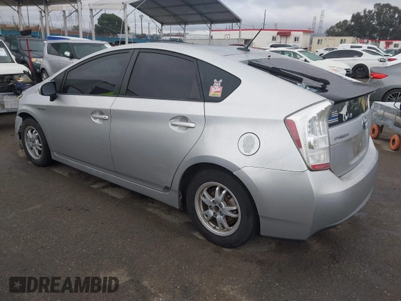 2010 Toyota Prius II with VIN JTDKN3DU3A0188622, listed as a IAAI auction lot 41772473 with 103,388 mi miles. Bid and sale history available at carsss.com. Image 3.