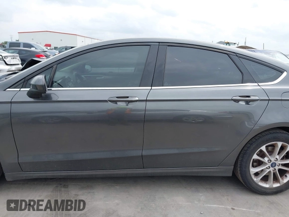 2020 Ford Fusion SE with VIN 3FA6P0HDXLR188646, listed as a IAAI auction lot 42129881 with 85,014 mi miles and . Bid and sale history available at DreamBid. Image 14.