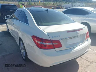 2012 Mercedes-Benz E 550 with VIN WDDKJ7DB7CF152018, listed as a IAAI auction lot 42304068 with 80,040 mi miles and . Bid and sale history available at DreamBid. Image 3.