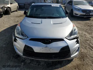 2013 Hyundai Veloster w/Black Int with VIN KMHTC6AD0DU088518, listed as a Copart auction lot 50732385 with 130,395 mi miles and Clean Title. Bid and sale history available at carsss.com. Image 5.