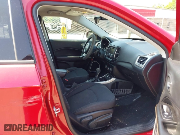 2018 Jeep Compass Sport with VIN 3C4NJCABXJT308768, listed as a IAAI auction lot 42420499 with 84,285 mi miles and . Bid and sale history available at DreamBid. Image 5.