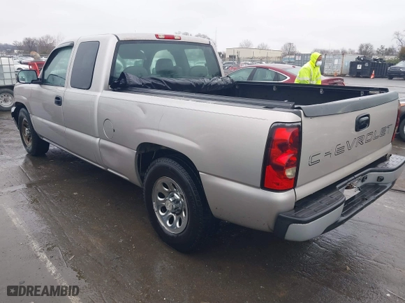 2006 Chevrolet Silverado 1500 LS with VIN 1GCEC19X96Z271646, listed as a IAAI auction lot 41412231 with 213,065 mi miles. Bid and sale history available at carsss.com. Image 3.