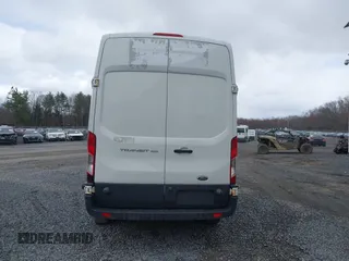 2017 Ford Transit z VIN 1FTBW2XM7HKA19849, wystawiony jako IAAI lot #41929570 z przebiegiem 163 907 mil mil oraz . Historia ofert i sprzedaży dostępna na DreamBid. Obrazek 16.