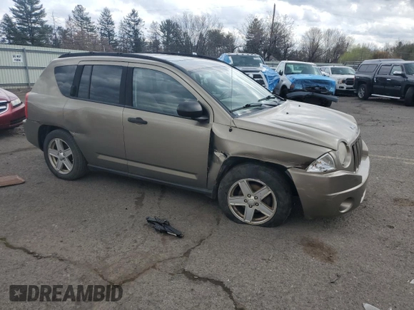 2007 Jeep Compass Sport with VIN 1J8FT47W17D141545, listed as a Copart auction lot 50924935 with 179,805 mi miles and Salvage Title. Bid and sale history available at carsss.com. Image 4.