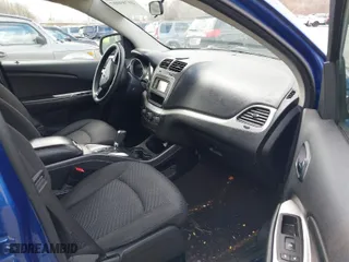 2015 Dodge Journey SXT with VIN 3C4PDCBG1FT743938, listed as a IAAI auction lot 40789907 with 124,781 mi miles. Bid and sale history available at carsss.com. Image 5.