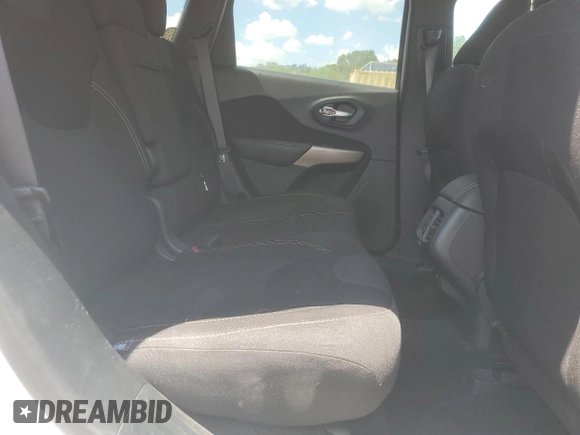 2017 Jeep Cherokee Latitude with VIN 1C4PJMCB6HD215855, listed as a Copart auction lot 63492755 with 155,936 mi miles and Clean title. Bid and sale history available at DreamBid. Image 11.