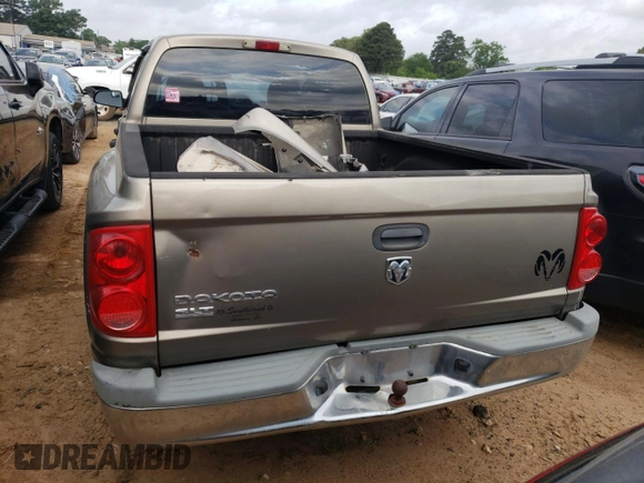 2006 Dodge Dakota SLT with VIN 1D7HE48K76S635382, listed as a Copart auction lot 53632235 with 155,750 mi miles and Salvage Title. Bid and sale history available at DreamBid. Image 6.