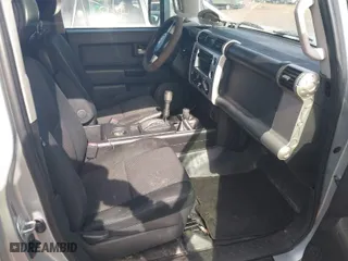 2008 Toyota FJ Cruiser with VIN JTEBU11F880101512, listed as a IAAI auction lot 41663886 with 155,041 mi miles. Bid and sale history available at carsss.com. Image 5.