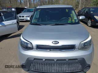 2014 Kia Soul with VIN KNDJN2A22E7716169, listed as a IAAI auction lot 41981229 with 156,057 mi miles. Bid and sale history available at carsss.com. Image 6.
