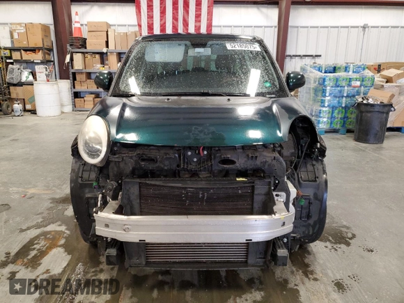 2014 FIAT 500L Trekking z VIN ZFBCFADH8EZ017409, wystawiony jako Copart lot #52185075 z przebiegiem 142 766 mil mil oraz Szkoda całkowita • Salvage title. Historia ofert i sprzedaży dostępna na DreamBid. Obrazek 5.