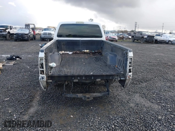 2010 Ford Super Duty F-250 SRW XL with VIN 1FTSW2BR1AEB38259, listed as a IAAI auction lot 41778655 with 1 mi miles. Bid and sale history available at carsss.com. Image 15.