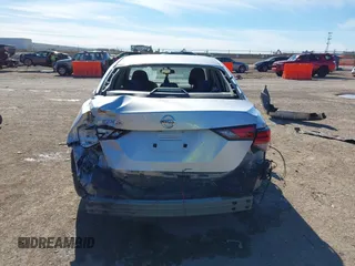 2021 Nissan Sentra S z VIN 3N1AB8BV5MY309466, wystawiony jako IAAI lot #41271437 z przebiegiem 46 838 mil mil oraz . Historia ofert i sprzedaży dostępna na DreamBid. Obrazek 16.