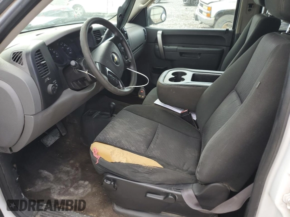 2013 Chevrolet Silverado 1500 LS with VIN 3GCPKREA9DG270635, listed as a Copart auction lot 70052584 with 204,386 mi miles and Salvage Title. Bid and sale history available at DreamBid. Image 7.