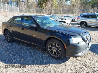 2016 Chrysler 300 with VIN 2C3CCAGG4GH287737, listed as a IAAI auction lot 41299711 with 1 mi miles. Bid and sale history available at carsss.com. Image 1.