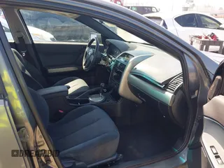 2004 Mitsubishi Galant ES with VIN 4A3AB36F84E107959, listed as a IAAI auction lot 41972355 with 254,181 mi miles. Bid and sale history available at carsss.com. Image 5.