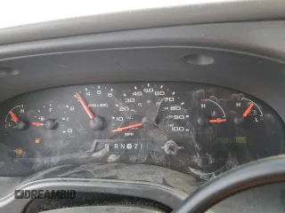 2004 Ford Econoline Passenger XL with VIN 1FMRE11W54HB15178, listed as a Copart auction lot 83088104 with 248,516 mi miles and Salvage Title. Bid and sale history available at DreamBid. Image 9.