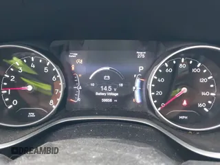 2020 Jeep Compass Limited z VIN 3C4NJDCB0LT233570, wystawiony jako IAAI lot #42182241 z przebiegiem 59 858 mil mil oraz . Historia ofert i sprzedaży dostępna na DreamBid. Obrazek 7.