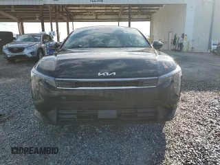2025 Kia K4 LXS with VIN 3KPFT4DE1SE009962, listed as a Copart auction lot 42430405 with 6,365 mi miles and Salvage Title. Bid and sale history available at carsss.com. Image 5.