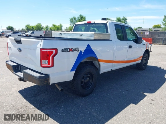 2016 Ford F-150 XLT z VIN 1FTFX1EF7GKE99368, wystawiony jako IAAI lot #42651215 z przebiegiem 19 905 mil mil oraz . Historia ofert i sprzedaży dostępna na DreamBid. Obrazek 4.