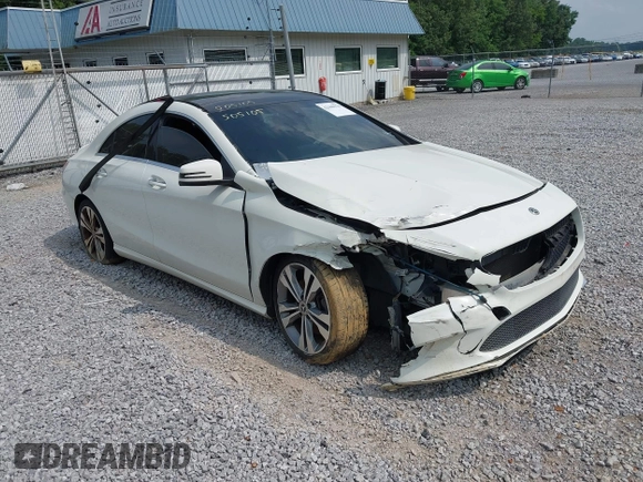 2018 Mercedes-Benz CLA 250 z VIN WDDSJ4EB0JN606657, wystawiony jako IAAI lot #42440570 z przebiegiem 123 978 mil mil oraz . Historia ofert i sprzedaży dostępna na DreamBid. Obrazek 1.