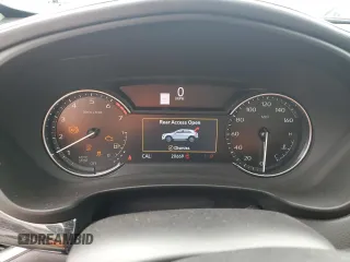 2023 Cadillac XT4 FWD Premium Luxury z VIN 1GYFZCR44PF105116, wystawiony jako Copart lot #51945915 z przebiegiem 20 669 mil mil oraz Szkoda całkowita • Salvage title. Historia ofert i sprzedaży dostępna na DreamBid. Obrazek 9.