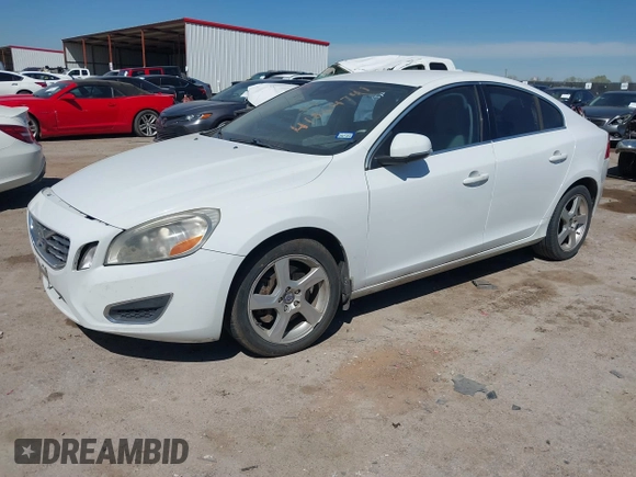 2012 Volvo S60 T5 with VIN YV1622FS5C2115706, listed as a IAAI auction lot 41864741 with 217,321 mi miles. Bid and sale history available at carsss.com. Image 2.