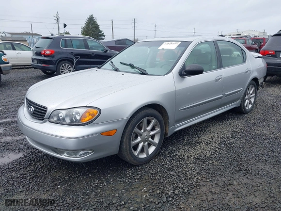 2002 Infiniti I35 Luxury with VIN JNKDA31A22T005398, listed as a IAAI auction lot 41818757 with 165,228 mi miles. Bid and sale history available at carsss.com. Image 19.