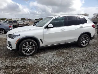 2019 BMW X5 xDrive40i with VIN 5UXCR6C54KLL02419, listed as a Copart auction lot 51788985 with 139,496 mi miles and Clean Title. Bid and sale history available at carsss.com. Image 1.
