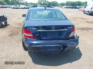 2013 Mercedes-Benz C 300 Sport with VIN WDDGF8AB0DR253144, listed as a IAAI auction lot 42483257 with 169,234 mi miles and . Bid and sale history available at DreamBid. Image 17.