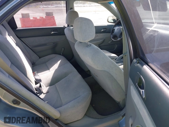 1995 Honda Accord DX with VIN 1HGCD562XSA045128, listed as a IAAI auction lot 40563511 with 143,206 mi miles. Bid and sale history available at carsss.com. Image 8.