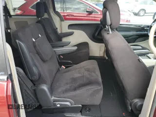 2011 Chrysler Town & Country Touring with VIN 2A4RR5DG7BR665272, listed as a Copart auction lot 53699655 with 189,364 mi miles and Salvage Title. Bid and sale history available at DreamBid. Image 11.
