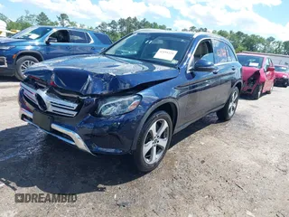 2019 Mercedes-Benz GLC 300 z VIN WDC0G4KB7KV176349, wystawiony jako IAAI lot #42191221 z przebiegiem 66 689 mil mil oraz . Historia ofert i sprzedaży dostępna na DreamBid. Obrazek 2.