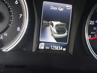 2017 Toyota Camry XLE z VIN 4T1BF1FK7HU365703, wystawiony jako IAAI lot #42300666 z przebiegiem 125 834 mil mil oraz . Historia ofert i sprzedaży dostępna na DreamBid. Obrazek 15.
