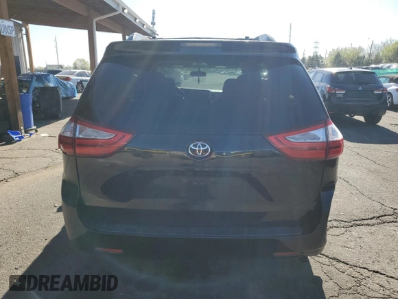2015 Toyota Sienna LE AAS с VIN 5TDKK3DC3FS536567, выставлен на аукционе Copart как лот 53286655 с пробегом 269 828 миль миль и Списание • Salvage title. История ставок и продаж доступна на DreamBid. Изображение 6.