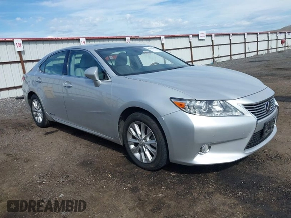 2013 Lexus ES 300h with VIN JTHBW1GG5D2012539, listed as a IAAI auction lot 41893892 with 47,999 mi miles and . Bid and sale history available at DreamBid. Image 1.
