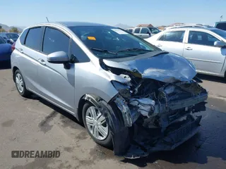 2019 Honda Fit LX with VIN 3HGGK5H43KM721363, listed as a IAAI auction lot 41670742 with 33,822 mi miles. Bid and sale history available at carsss.com. Image 1.
