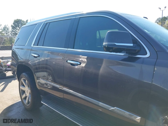 2015 Cadillac Escalade Luxury with VIN 1GYS3MKJ2FR518865, listed as a IAAI auction lot 41890235 with 156,849 mi miles. Bid and sale history available at carsss.com. Image 14.
