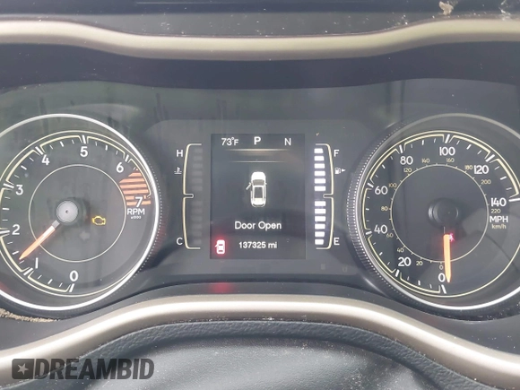 2016 Jeep Cherokee Latitude с VIN 1C4PJLCB2GW362820, выставлен на аукционе IAAI как лот 42432734 с пробегом 137 325 миль миль и . История ставок и продаж доступна на DreamBid. Изображение 7.
