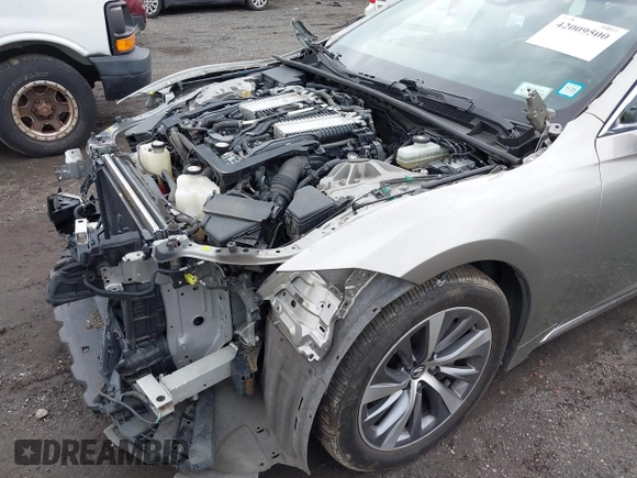 2018 Lexus LS 500 z VIN JTHC51FFXJ5003586, wystawiony jako IAAI lot #42009500 z przebiegiem 76 341 mil mil oraz . Historia ofert i sprzedaży dostępna na DreamBid. Obrazek 18.