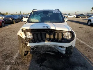 2018 Jeep Renegade Latitude with VIN ZACCJABB6JPG90511, listed as a Copart auction lot 52104325 with 61,986 mi miles and Salvage Title. Bid and sale history available at carsss.com. Image 5.