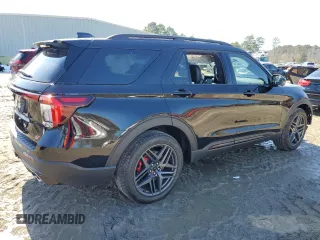 2025 Ford Explorer ST with VIN 1FMWK8GC5SGA97088, listed as a Copart auction lot 45224965 with 625 mi miles and Salvage Title. Bid and sale history available at carsss.com. Image 3.