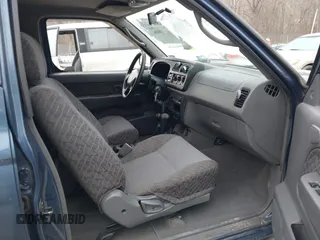 2000 Nissan Xterra XE z VIN 5N1ED28Y7YC611813, wystawiony jako IAAI lot #41738086 z przebiegiem 132 196 mil mil oraz . Historia ofert i sprzedaży dostępna na DreamBid. Obrazek 5.