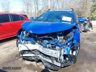 2019 Toyota C-HR XLE with VIN NMTKHMBX3KR094960, listed as a IAAI auction lot 41680584 with 88,586 mi miles. Bid and sale history available at carsss.com. Image 6.