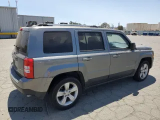 2013 Jeep Patriot Limited z VIN 1C4NJPCB7DD174669, wystawiony jako Copart lot #59312675 z przebiegiem 91 942 mil mil oraz Czysty tytuł • Clean title. Historia ofert i sprzedaży dostępna na DreamBid. Obrazek 3.