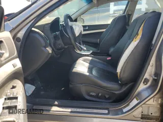 2008 Infiniti G35 Journey z VIN JNKBV61E48M221692, wystawiony jako Copart lot #47736045 z przebiegiem 116 263 mil mil oraz Szkoda całkowita • Salvage title. Historia ofert i sprzedaży dostępna na DreamBid. Obrazek 7.