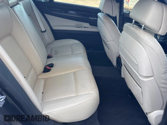 2014 BMW 7 Series ALPINA B7 with VIN WBAYE8C53ED136131, listed as a Copart auction lot 48978925 with 59,417 mi miles and Clean Title. Bid and sale history available at carsss.com. Image 6.