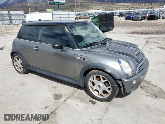 2003 MINI Hardtop S with VIN WMWRE33403TD69212, listed as a Copart auction lot 50448655 with 36,184 mi miles and Clean Title. Bid and sale history available at DreamBid. Image 4.
