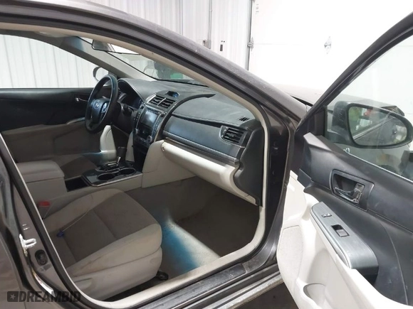 2013 Toyota Camry Hybrid LE with VIN 4T1BD1FK7DU078765, listed as a IAAI auction lot 41523466 with 146,628 mi miles. Bid and sale history available at carsss.com. Image 5.