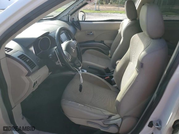 2010 Mitsubishi Outlander SE with VIN JA4AS3AW2AZ018722, listed as a Copart auction lot 80714664 with 149,783 mi miles and Non Repairable. Bid and sale history available at carsss.com. Image 7.