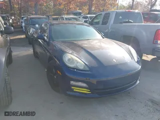2010 Porsche Panamera S with VIN WP0AB2A70AL061547, listed as a IAAI auction lot 40972962 with 148,139 mi miles. Bid and sale history available at carsss.com. Image 1.